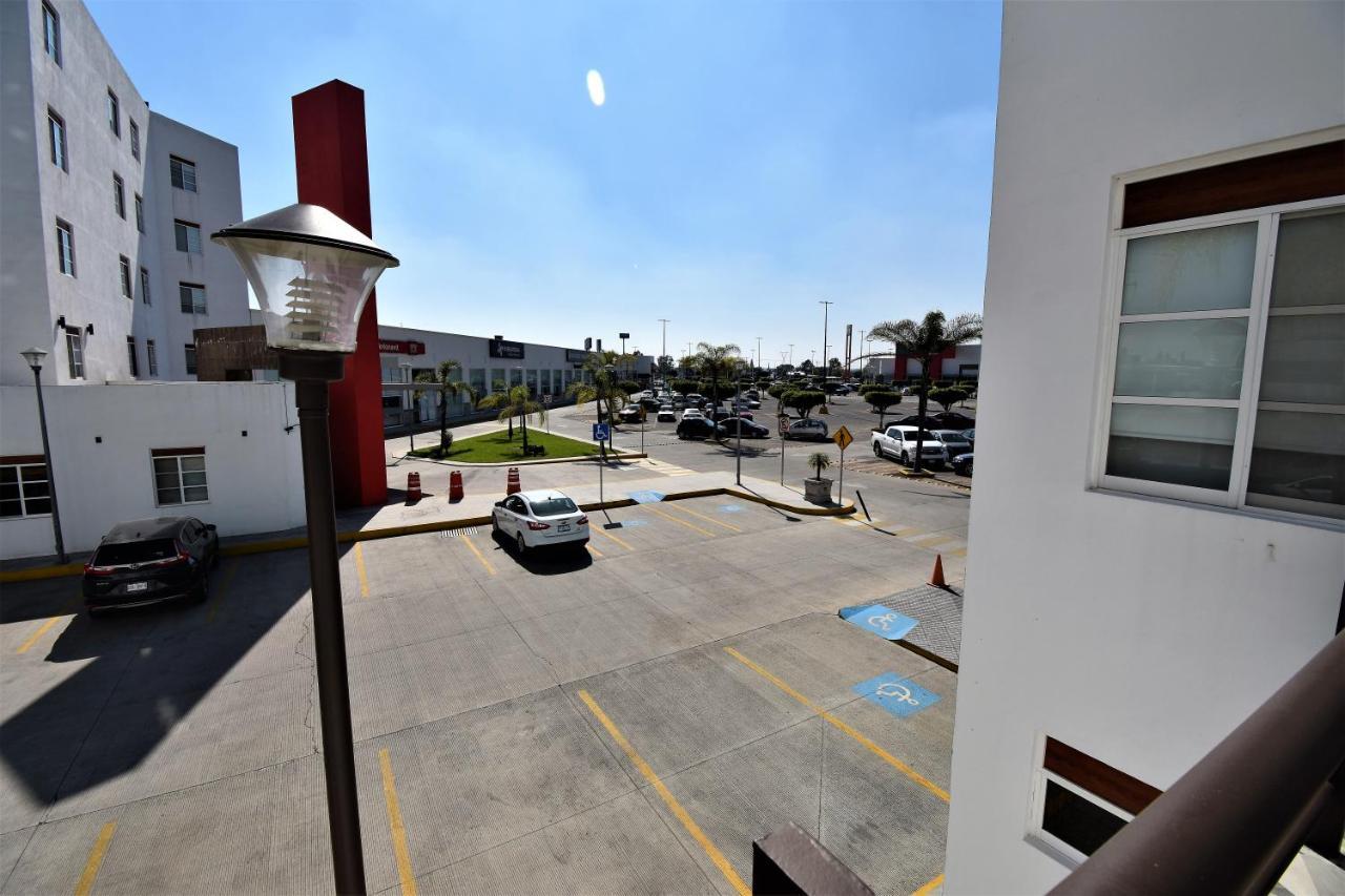Hotel México Inn Express Salamanca Exterior foto